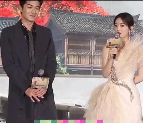 吃瓜娱乐爆料姐弟恋,姐弟恋风波，娱乐圈再掀波澜