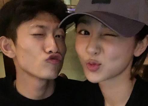 娱乐吃瓜猫张一山,娱乐吃瓜猫的蜕变之路