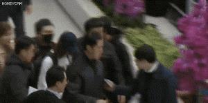 娱乐圈吃瓜直播在哪里,直播吃瓜，热门事件一手掌握